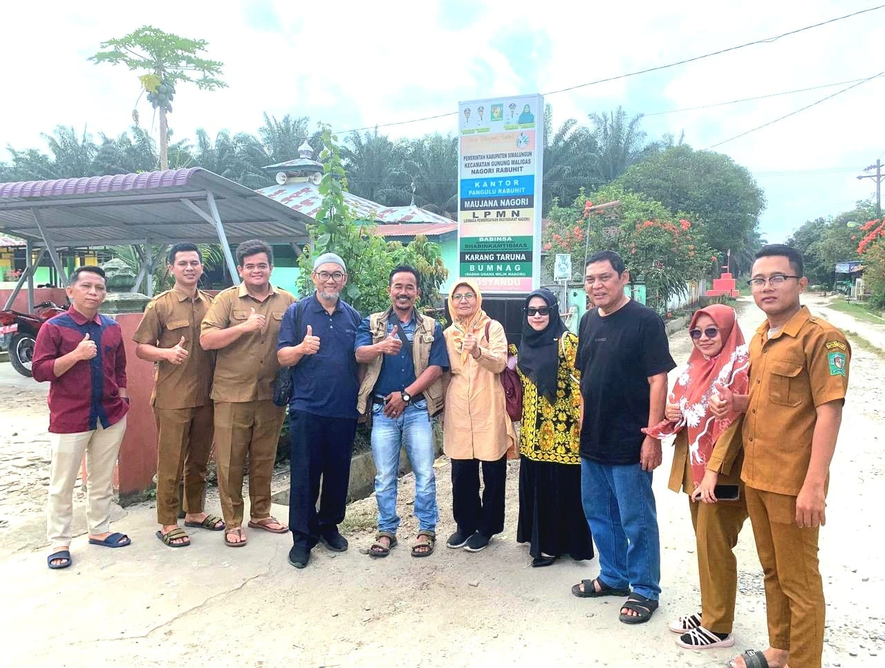 Tim Pengabdian Masyarakat USU Adopsi International Best Practices dalam  FGD Strategi Keberlanjutan di Desa Rabuhit